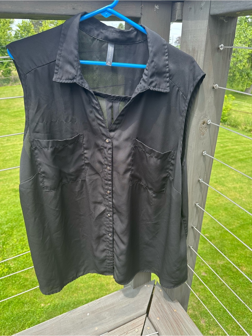 Massini Black Sleeveless Button-Front Blouse